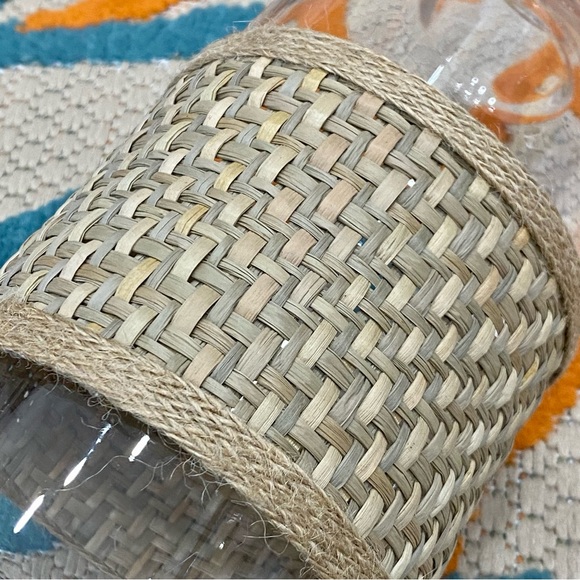 Diamond Star Corp 10” Vase/Carafe - Picture 4 of 6